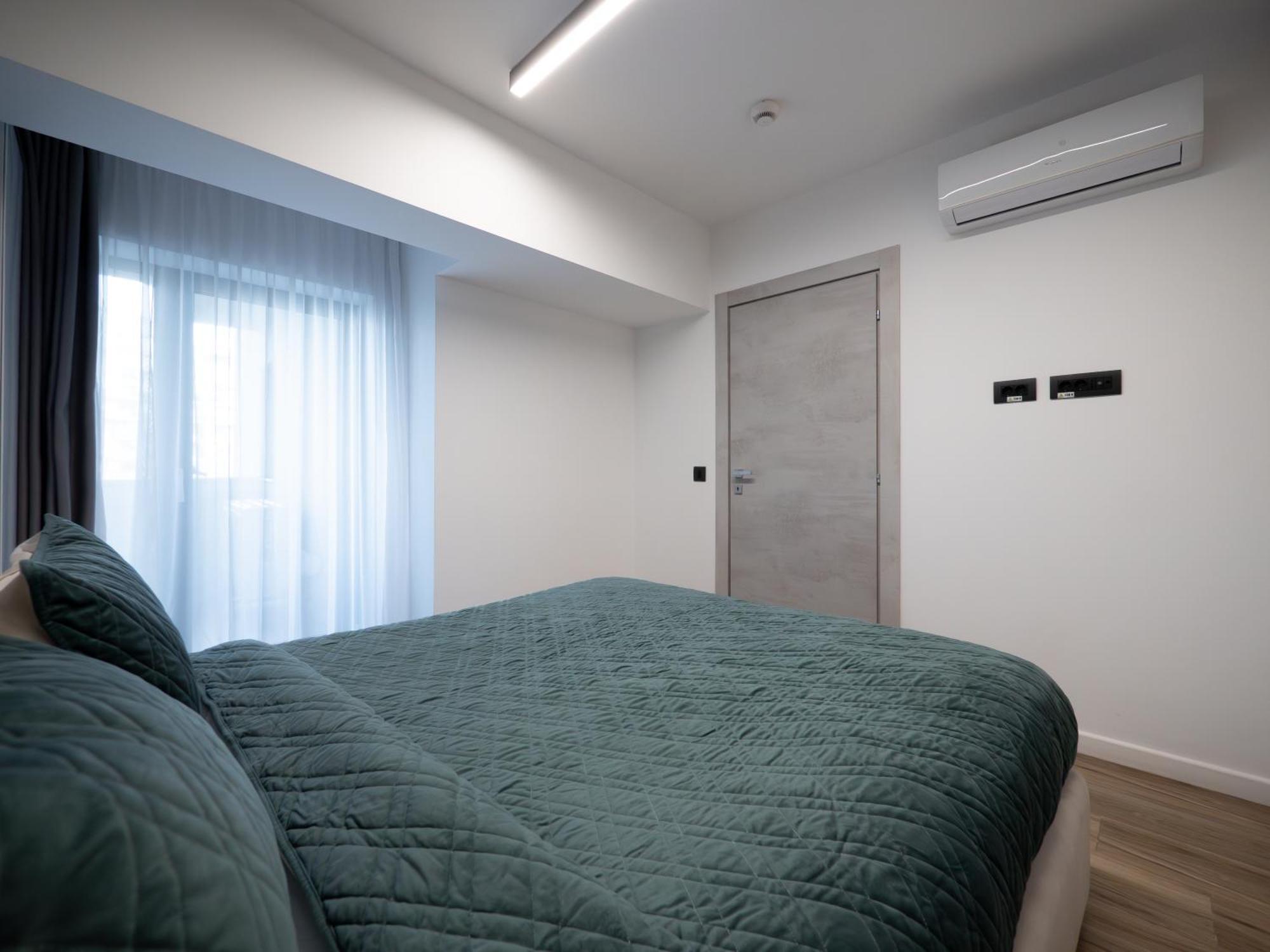 Novos Luxury Suites Bucharest Exterior photo